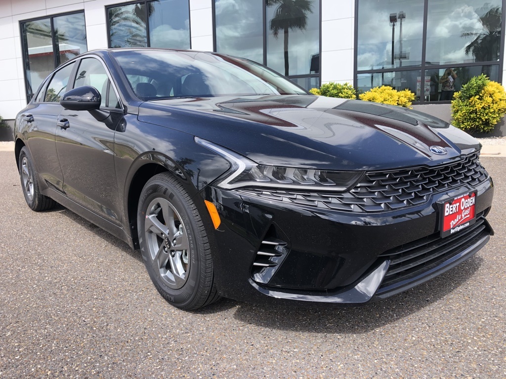 New 2021 Kia K5 LXS FWD 4D Sedan